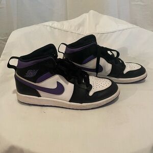 Nike Air Jordan Toddler High-Top Sneakers - Black, Purple, and White Size 2.5